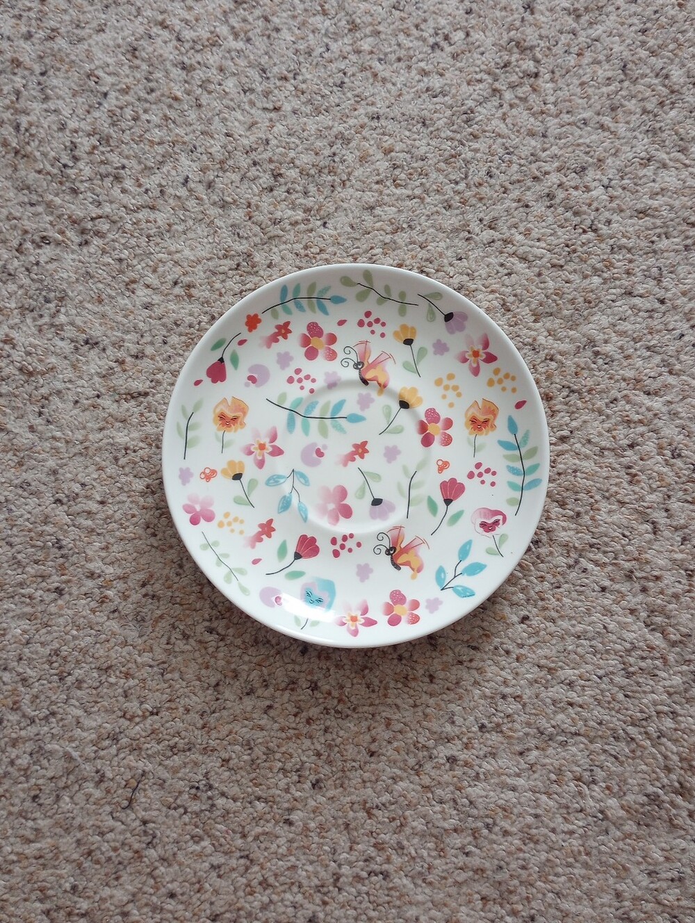 Disney Alice In Wonderland Zrike Brands Floral Plate